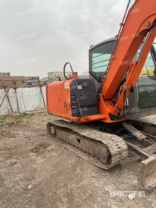 整機右后45°(整機外觀) 整機右后45°(整機外觀)