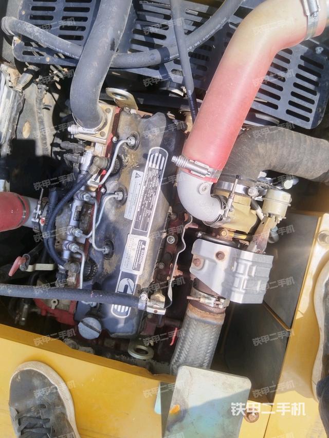 气门室盖螺丝特写（上车部件）