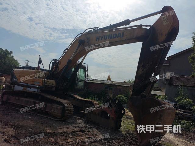 現(xiàn)代R385LVS挖掘機