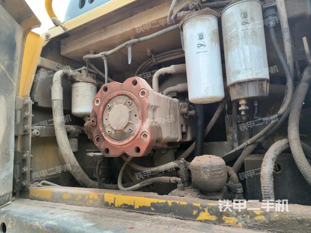 液壓泵斜45?左（大件艙室）