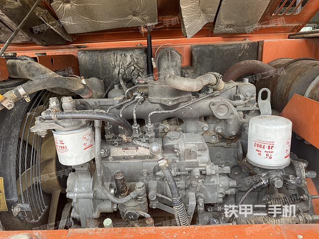 發(fā)動機整體俯視(整機外觀) 發(fā)動機整體俯視(整機外觀)