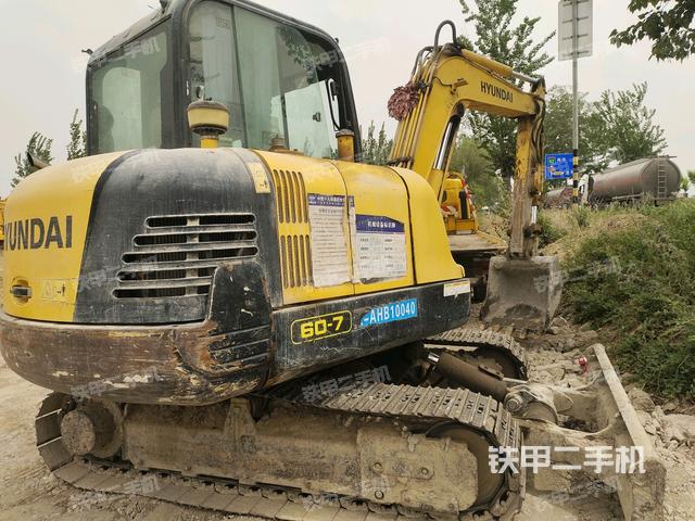 右后45(整機(jī)外觀) 右后45(整機(jī)外觀)