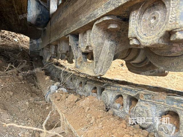 右導(dǎo)向輪（行走機(jī)構(gòu)）