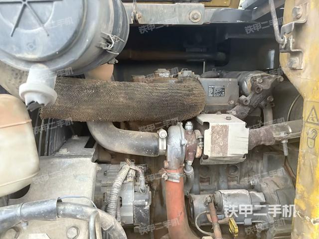 發(fā)動(dòng)機(jī)室(上車部件) 發(fā)動(dòng)機(jī)室(上車部件)
