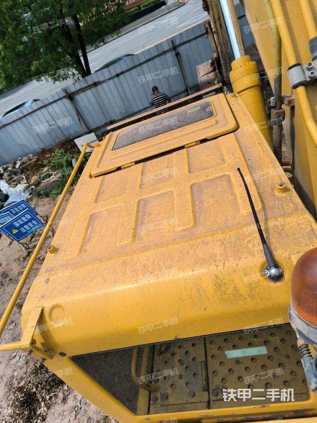 駕駛室頂部俯視（上車部件）