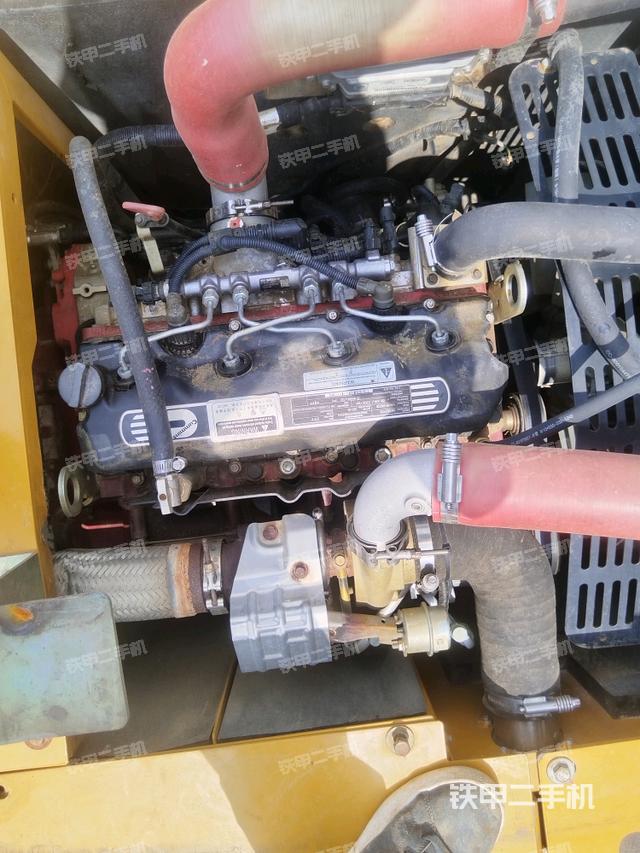 发动机室（上车部件）