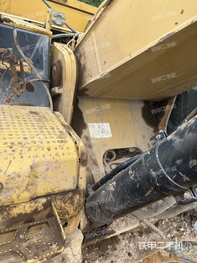 鏟斗45度（工作和回轉(zhuǎn)裝置）