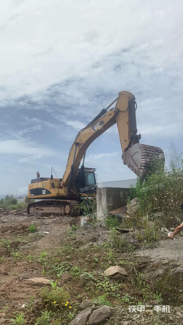 整机右后45°(整机外观) 整机右后45°(整机外观)