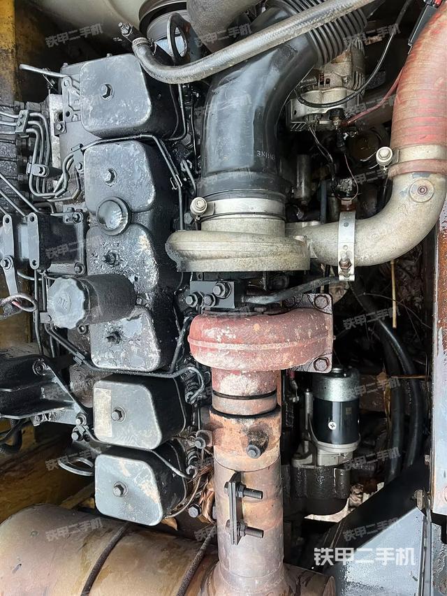 发动机整体俯视（整机外观）