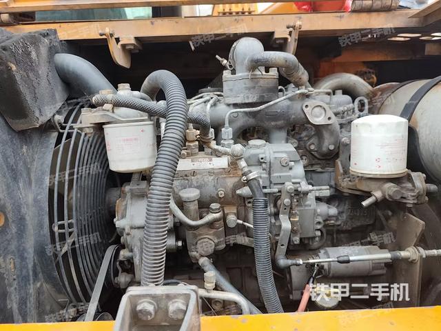 发动机室（上车部件）