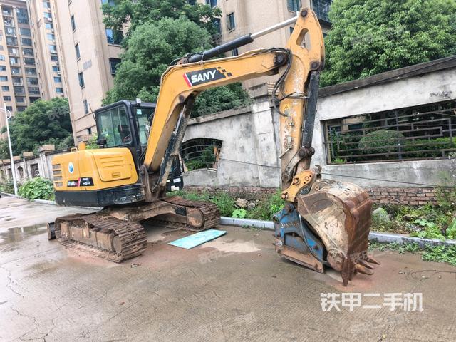 右前45(整機(jī)外觀) 右前45(整機(jī)外觀)