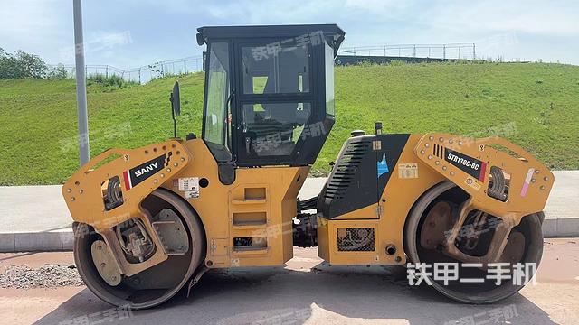 整机右后45°（设备外观及核心部件）