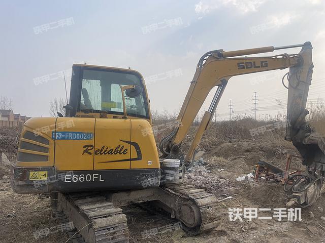 整机右后45°（整机外观）