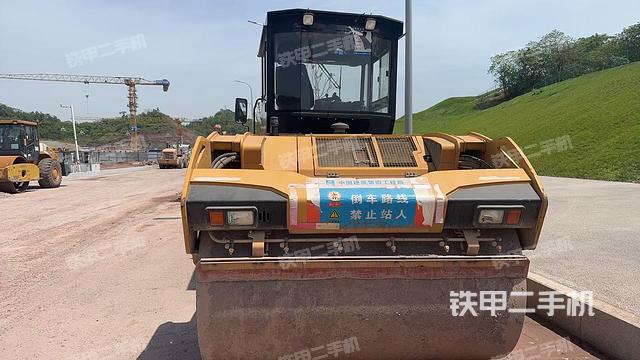 整机左侧（设备外观及核心部件）