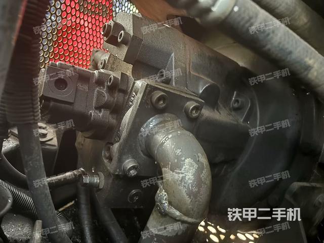 液壓泵室(大件艙室) 液壓泵室(大件艙室)