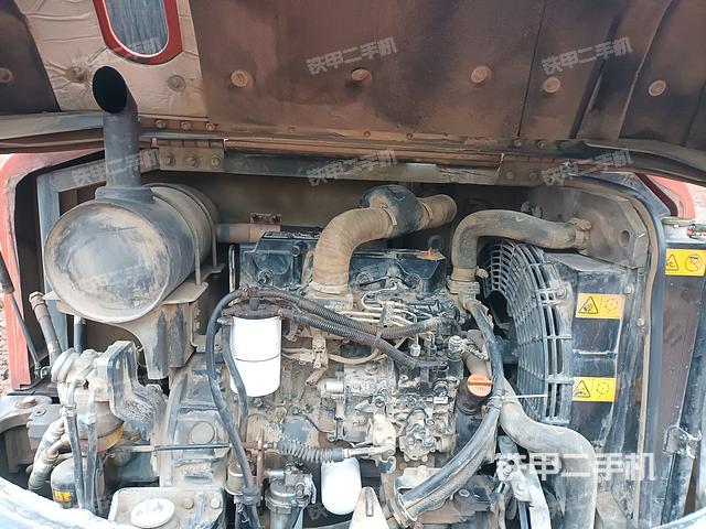 发动机整体俯视(整机外观) 发动机整体俯视(整机外观)