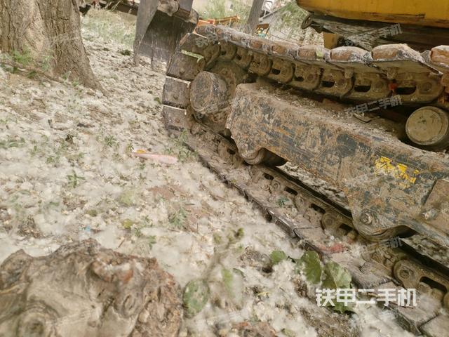 右驱动轮（行走机构）