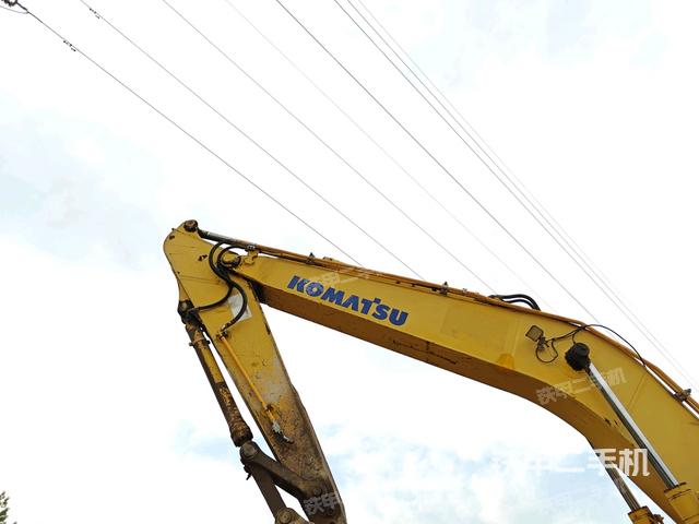 小臂整体左后（工作和回转装置）