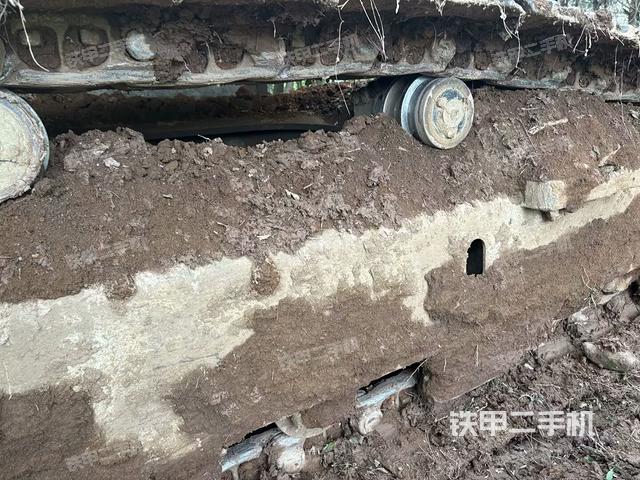 右驱动轮(行走机构) 右驱动轮(行走机构)