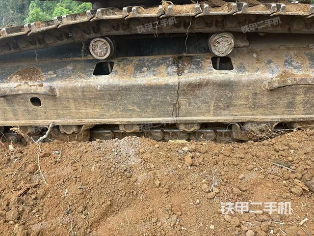 左側(cè)履帶整體?（行走機(jī)構(gòu)）