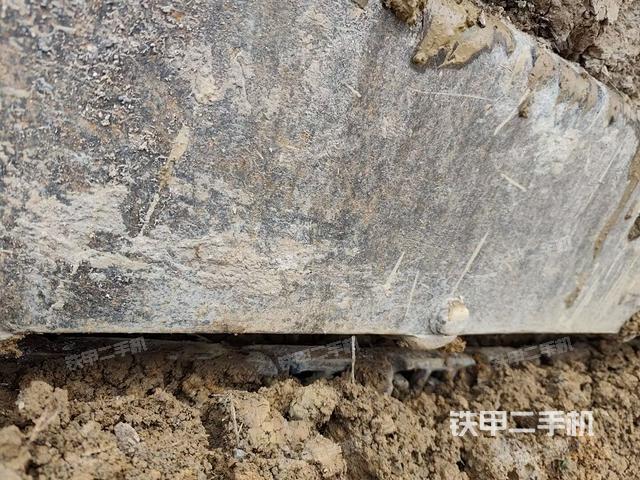 左導(dǎo)向輪(行走機(jī)構(gòu)) 左導(dǎo)向輪(行走機(jī)構(gòu))