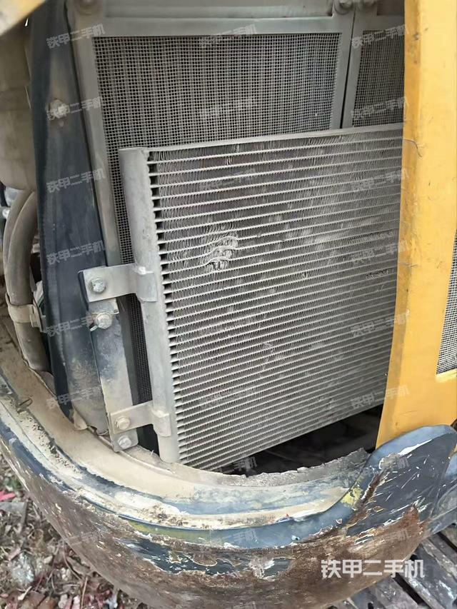 散熱器室(大件艙室) 散熱器室(大件艙室)