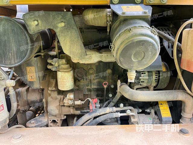 发动机整体俯视(整机外观) 发动机整体俯视(整机外观)