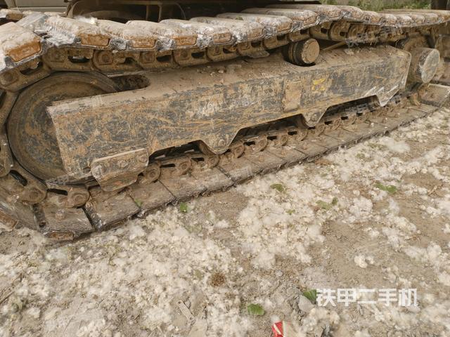 左侧履带整体 （行走机构）