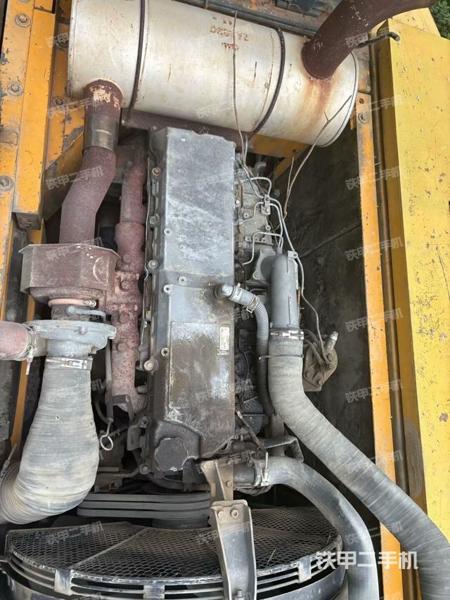 增压器特写(上车部件) 增压器特写(上车部件)