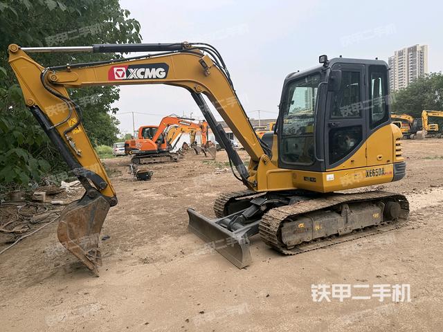 徐工XE60DA挖掘機(jī)