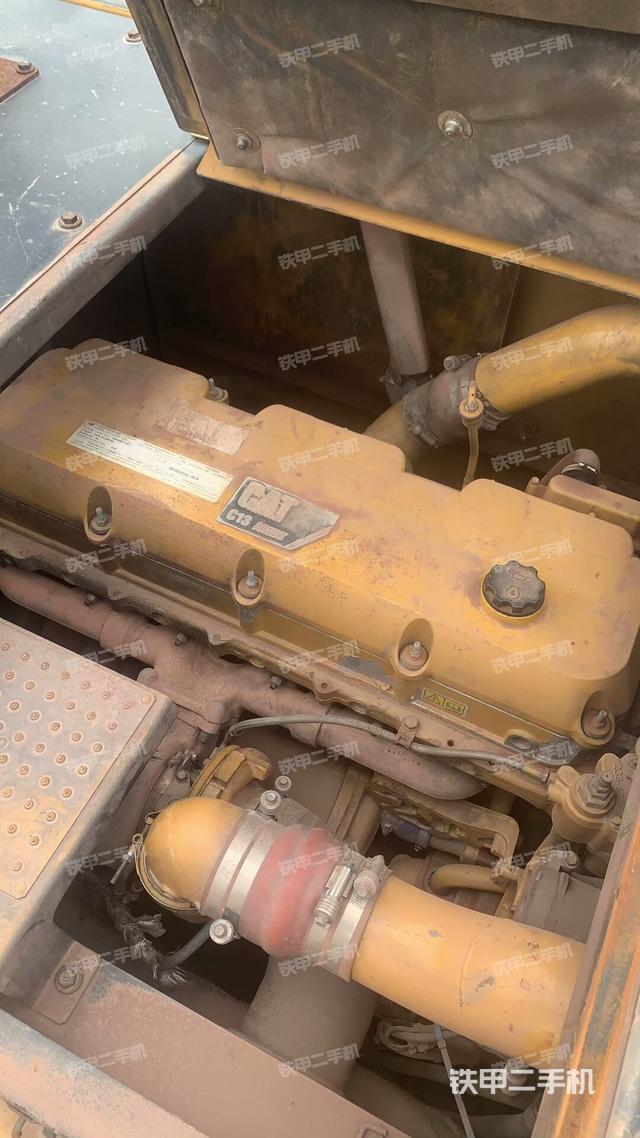 发动机整体俯视(整机外观) 发动机整体俯视(整机外观)