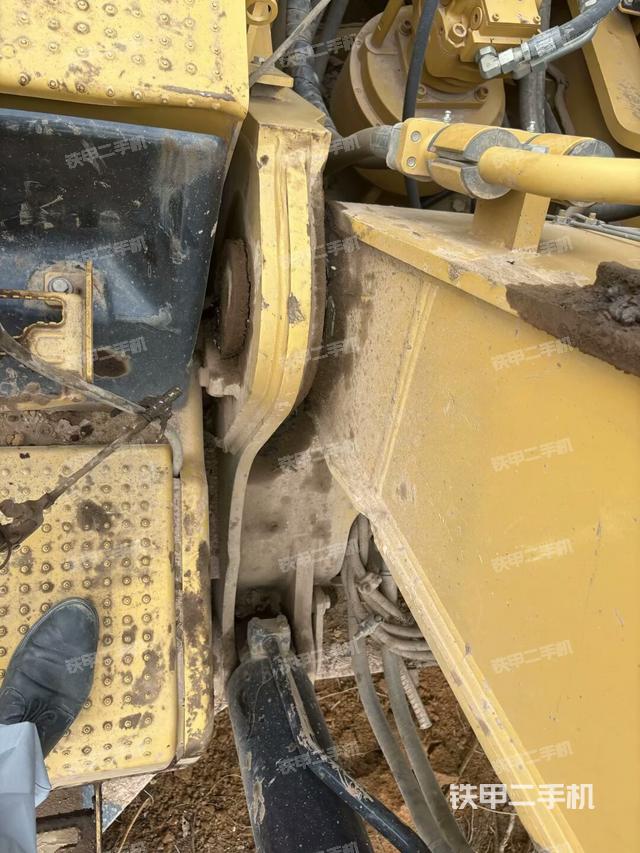 液壓泵斜45?左（大件艙室）