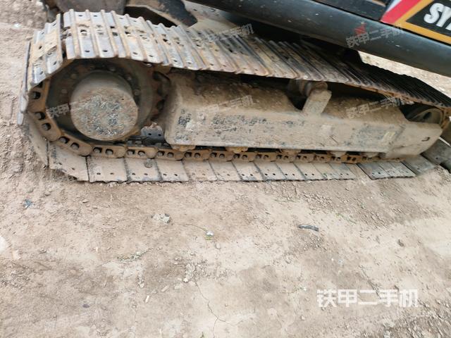 單側(cè)履帶整體（整機(jī)外觀）