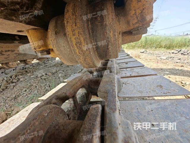 右側(cè)行走馬達(dá)蓋板（行走機(jī)構(gòu)）