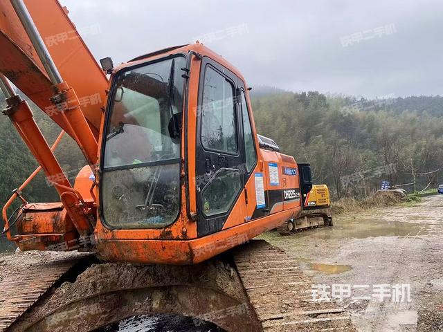 斗山DH220-9E挖掘機