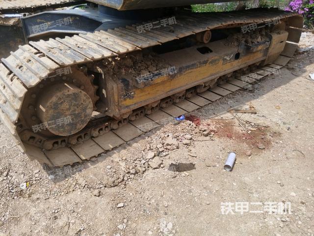 右侧履带整体（行走机构）