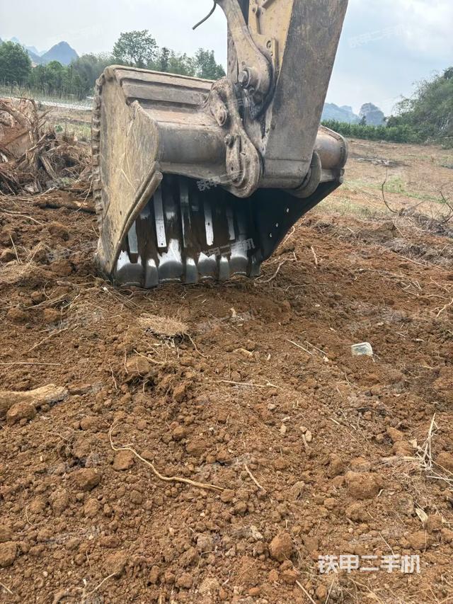 小臂整體左后（工作和回轉(zhuǎn)裝置）