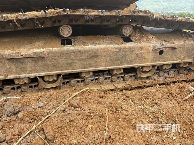 左側(cè)行走馬達(dá)蓋板（行走機(jī)構(gòu)）