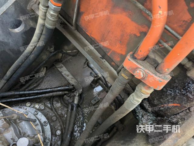 氣門室蓋螺絲特寫(上車部件) 氣門室蓋螺絲特寫(上車部件)