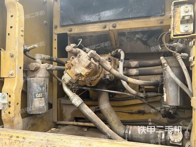 液壓泵室（大件艙室）