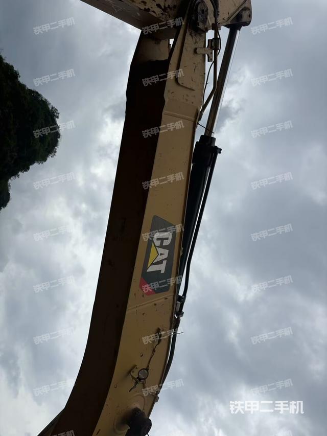 大臂根部?斜視（工作和回轉(zhuǎn)裝置）