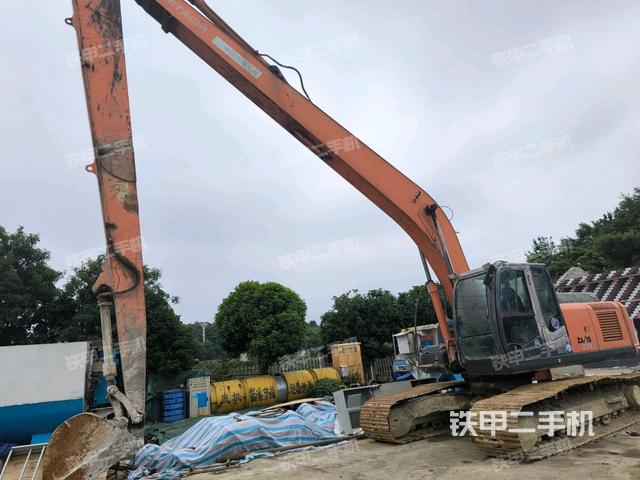 日立ZX250LC-3挖掘機