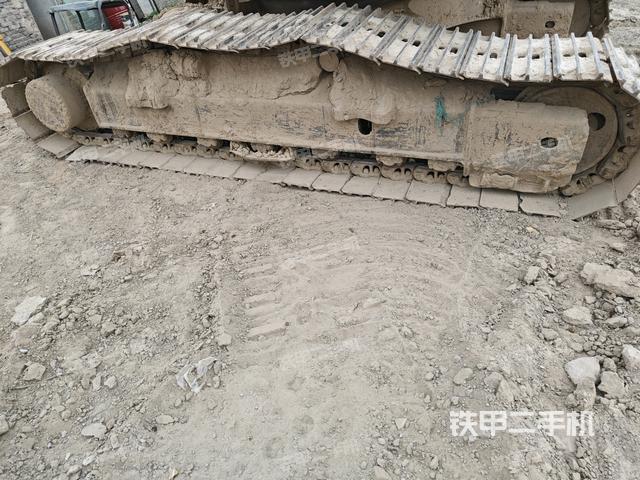 右侧履带整体（行走机构）