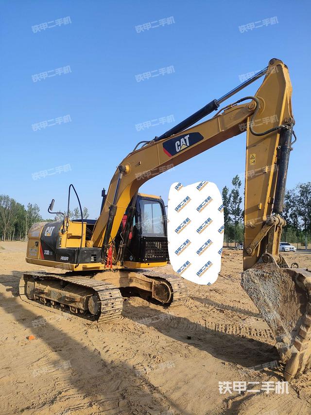 右前45(整機(jī)外觀) 右前45(整機(jī)外觀)