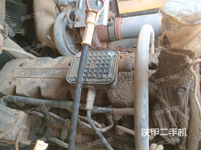 发动机整体俯视(整机外观) 发动机整体俯视(整机外观)