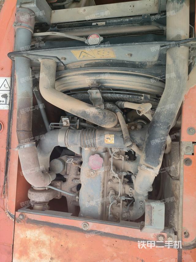 發(fā)動機室(上車部件) 發(fā)動機室(上車部件)