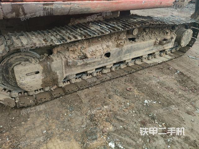 右側(cè)履帶整體(行走機構(gòu)) 右側(cè)履帶整體(行走機構(gòu))