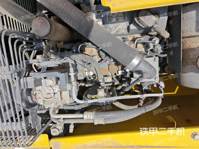 增壓器特寫(xiě)(上車(chē)部件) 增壓器特寫(xiě)(上車(chē)部件)