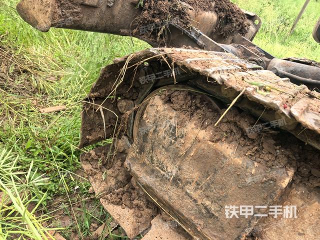 左侧行走马达盖板（行走机构）