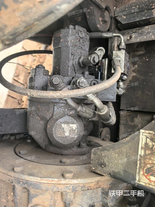 液压泵室（大件舱室）